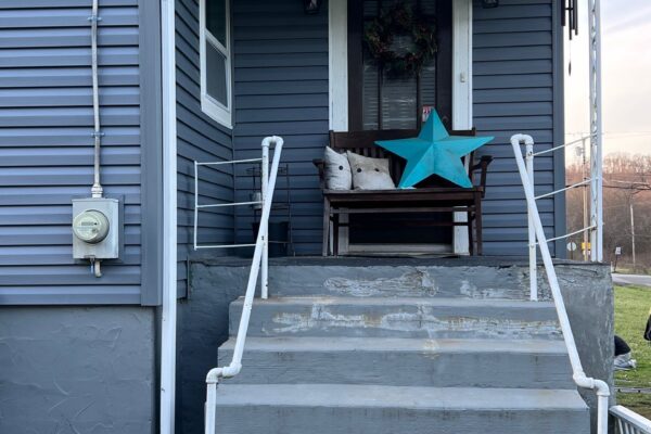 3-Apr 01 2025 07_20pm-2b9C 3-Apr 01 2025 07_20pm-2b9C